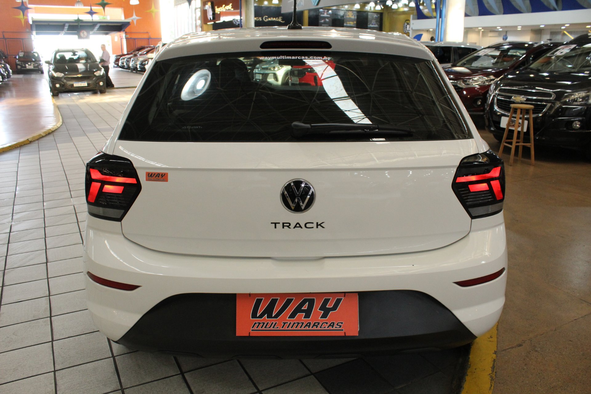VOLKSWAGEN POLO