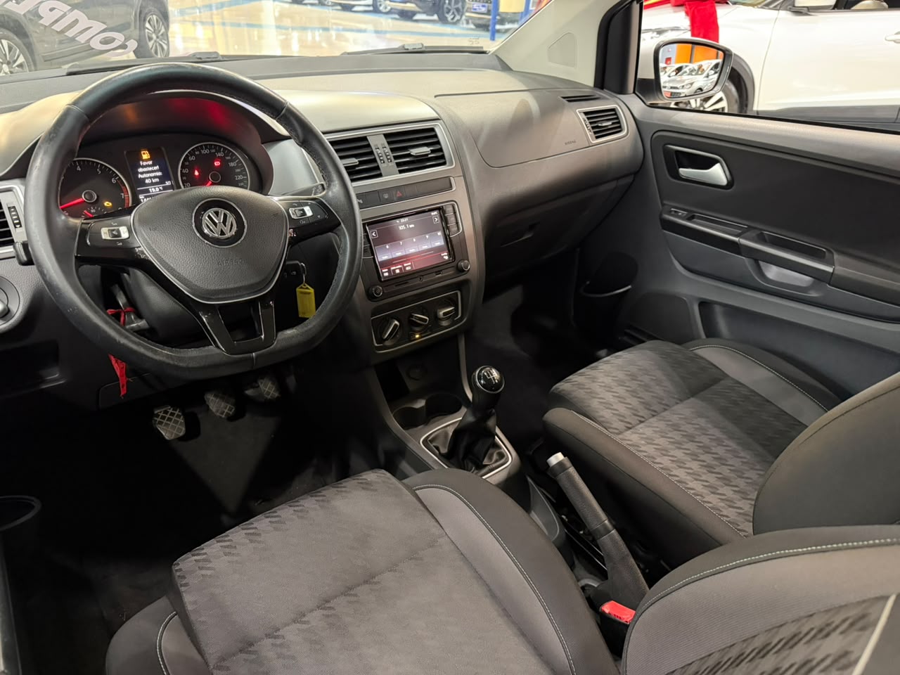 VOLKSWAGEN FOX