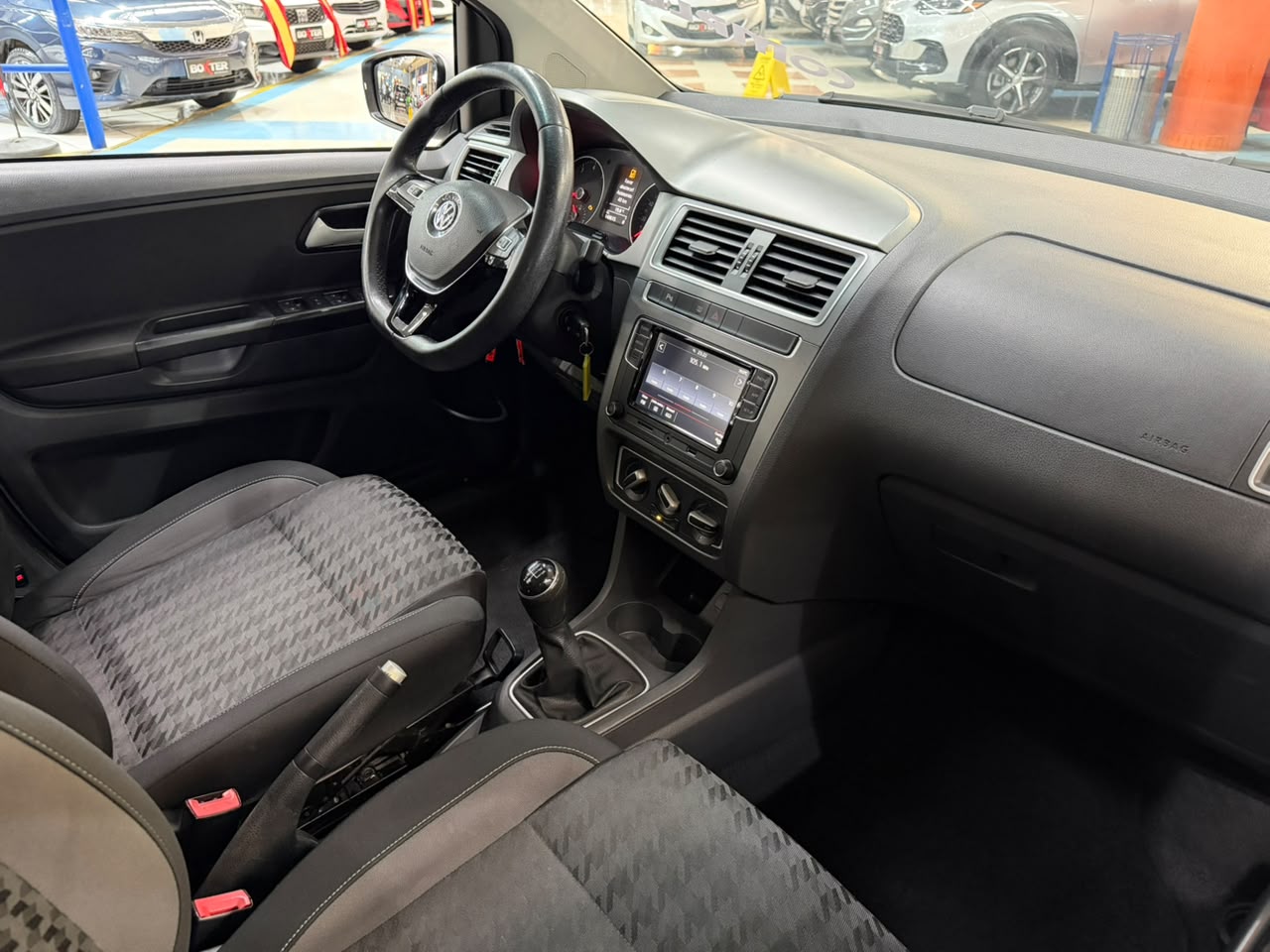 VOLKSWAGEN FOX