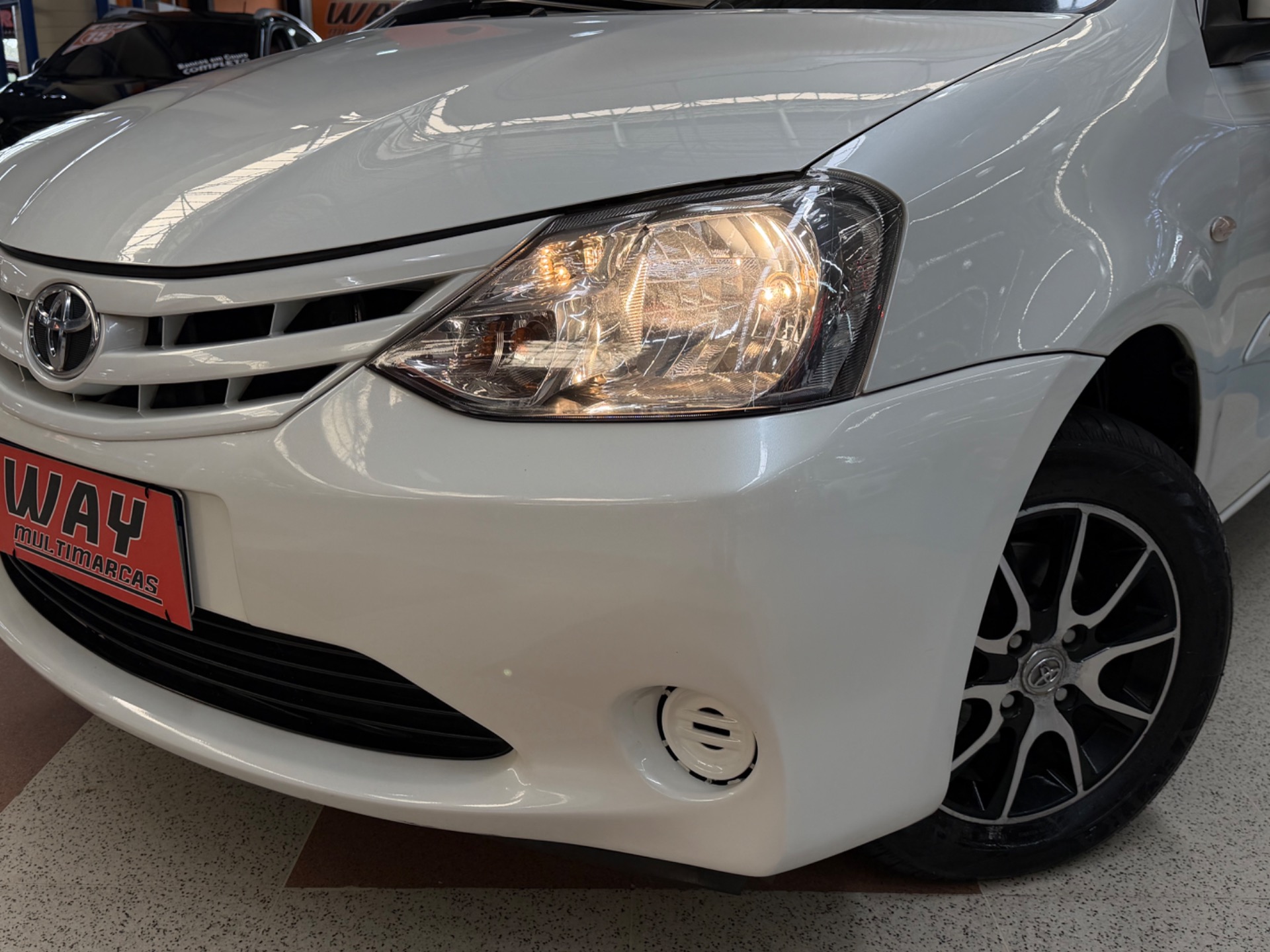 TOYOTA ETIOS