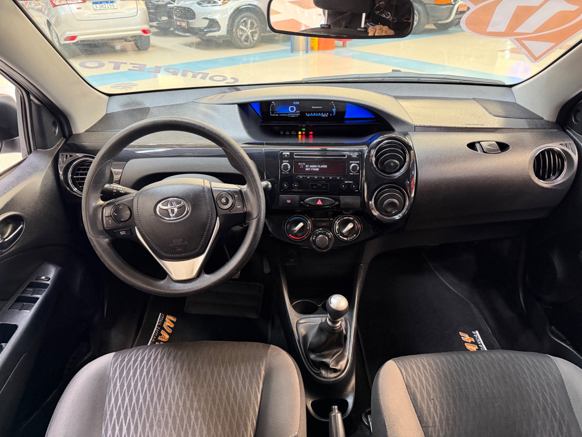 TOYOTA ETIOS