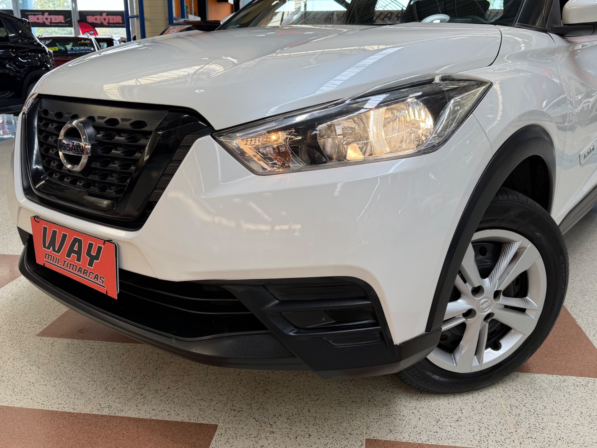 NISSAN KICKS