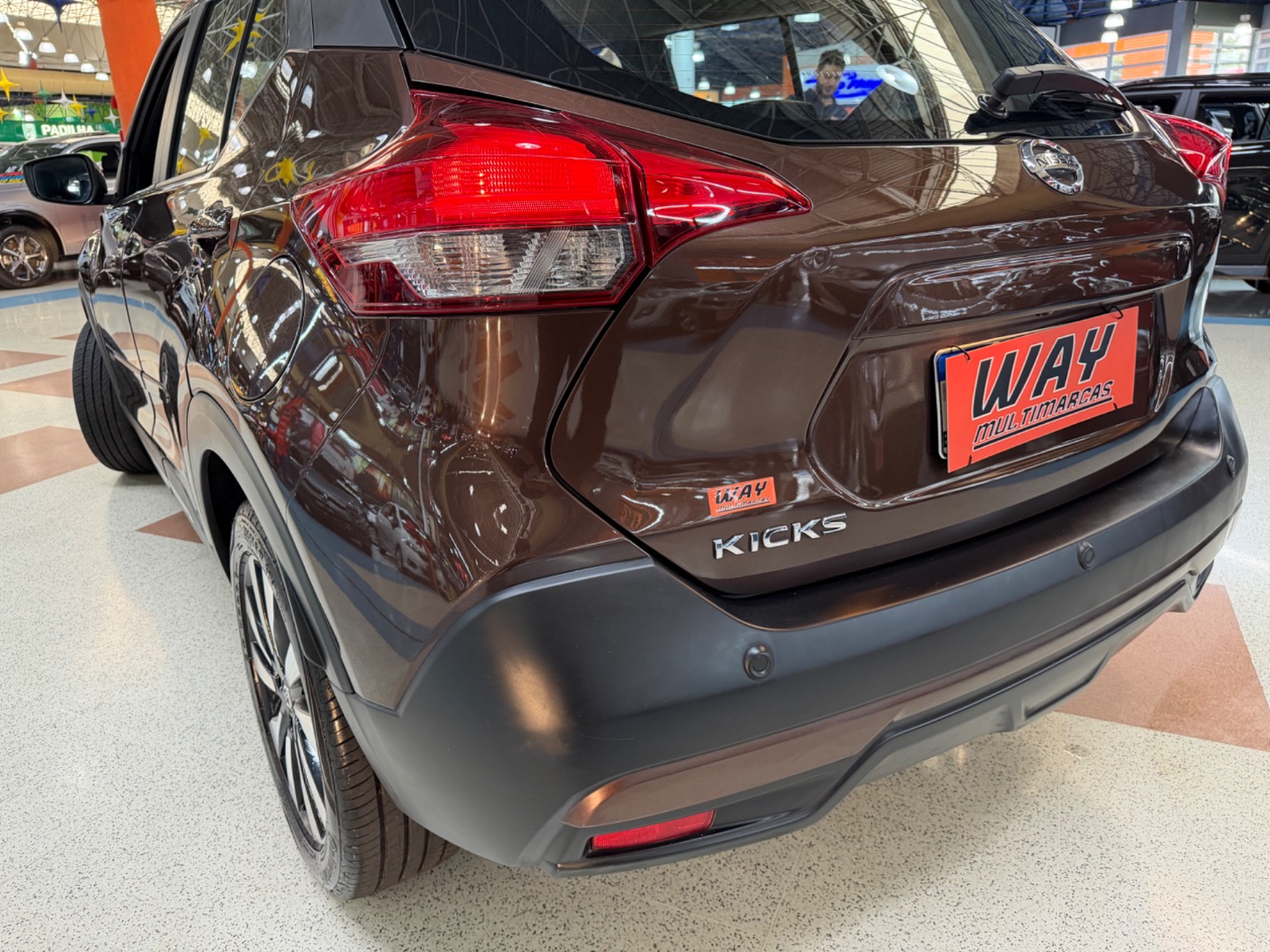 NISSAN KICKS