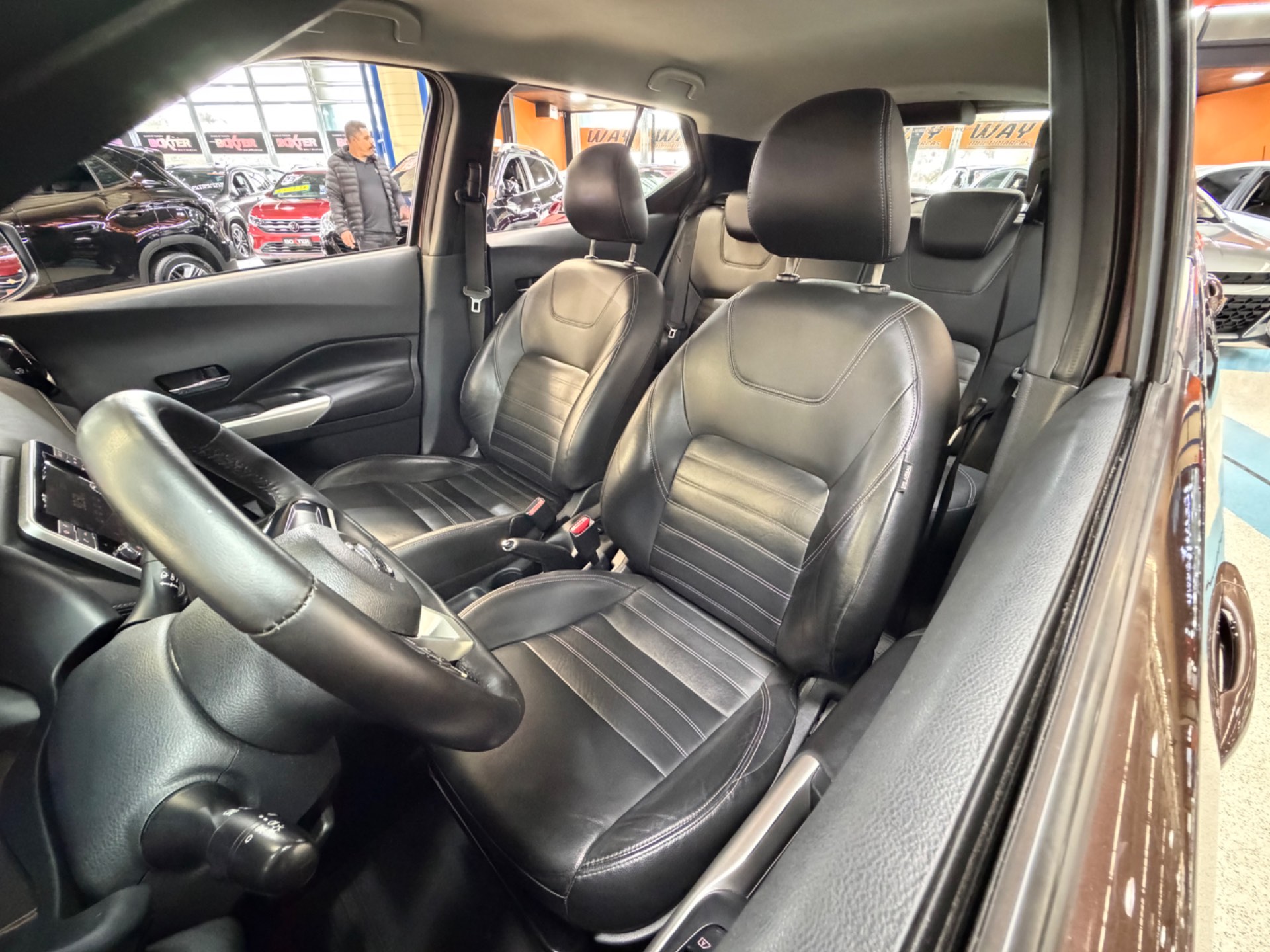 NISSAN KICKS