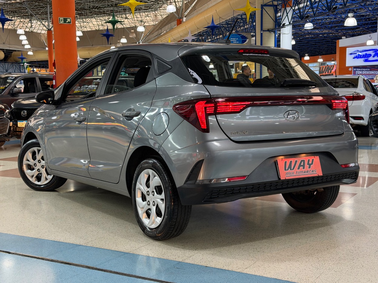 HYUNDAI HB20