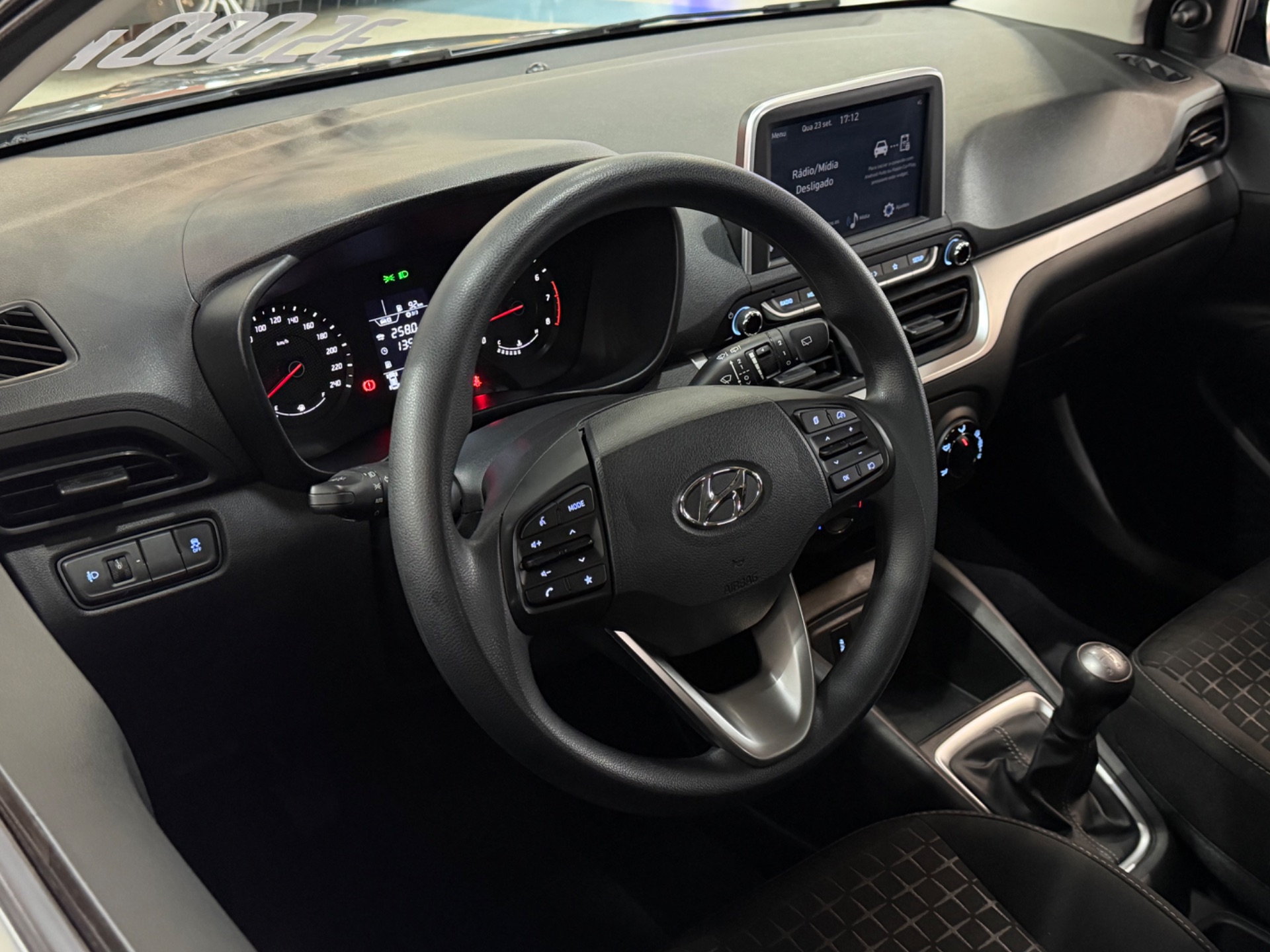 HYUNDAI HB20