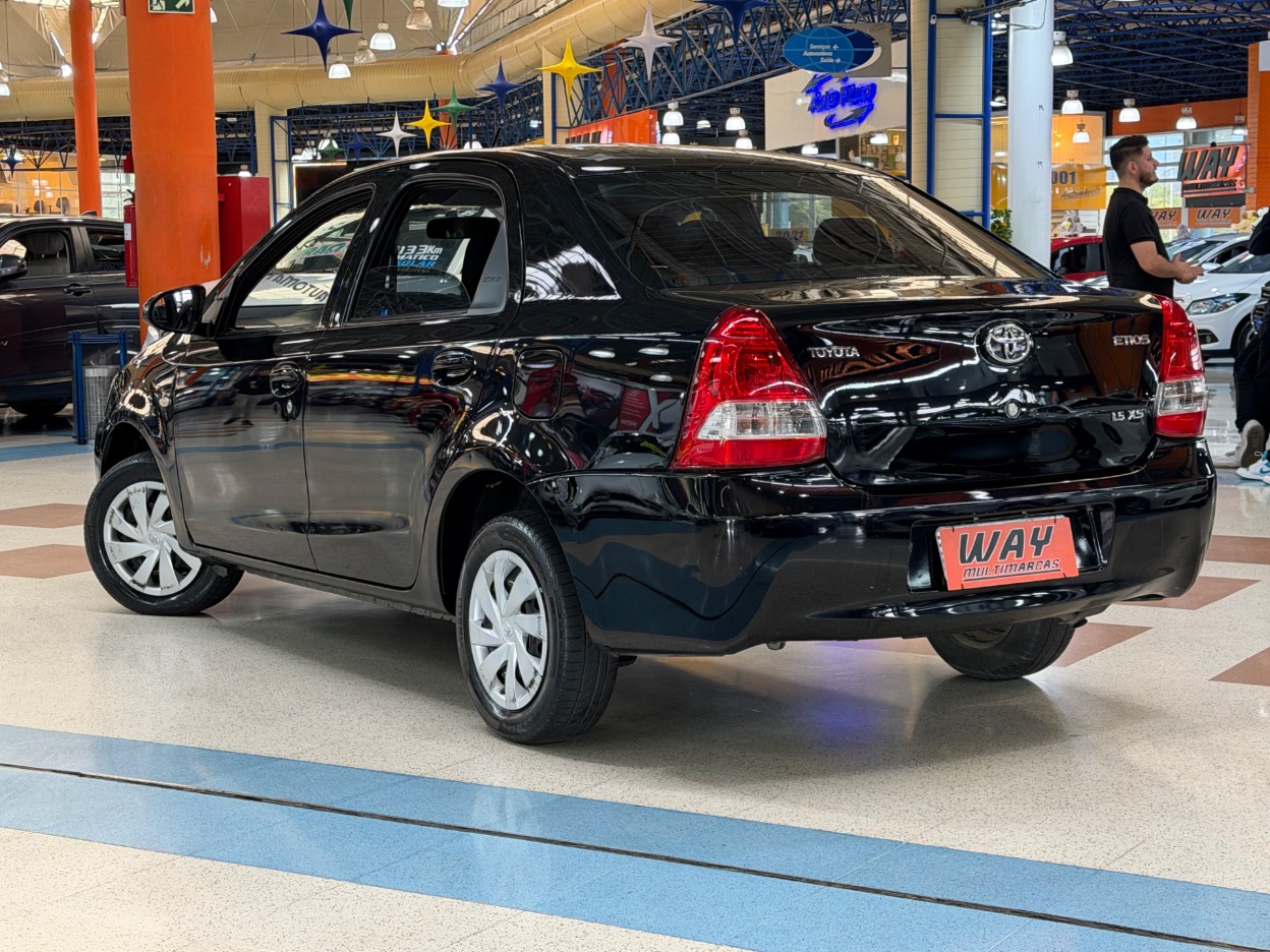 TOYOTA ETIOS