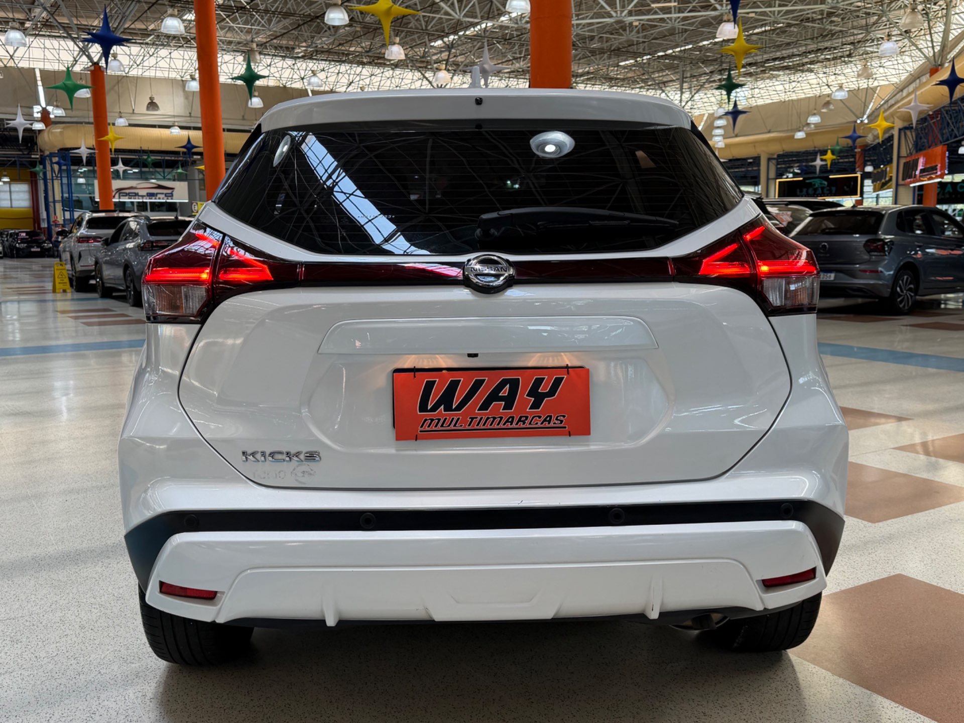 NISSAN KICKS