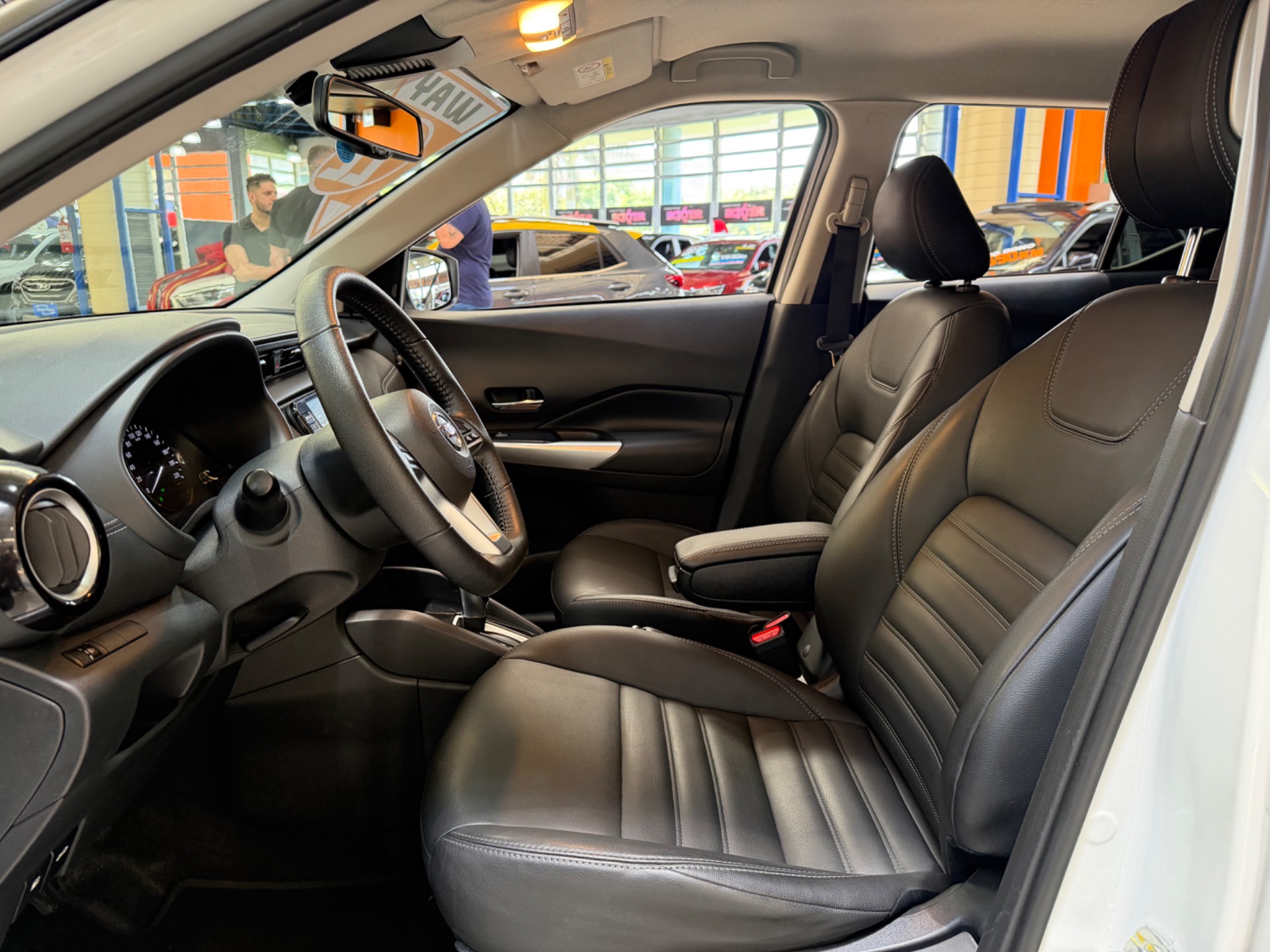 NISSAN KICKS