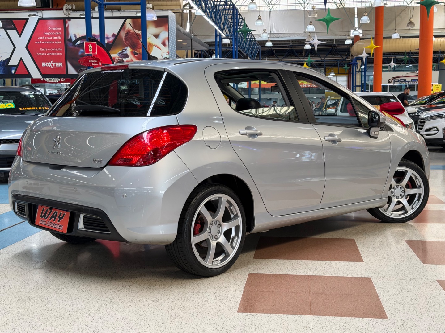 PEUGEOT 308
