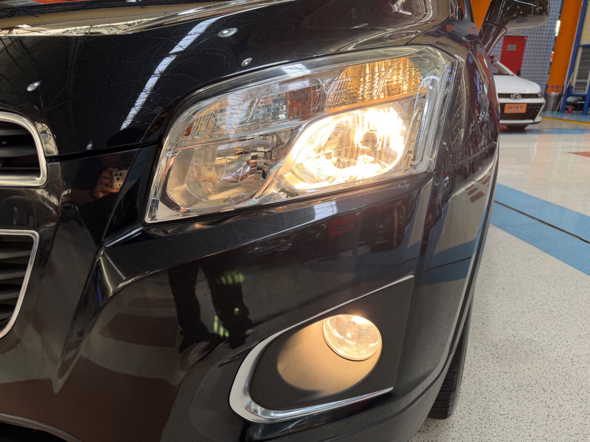 CHEVROLET TRACKER