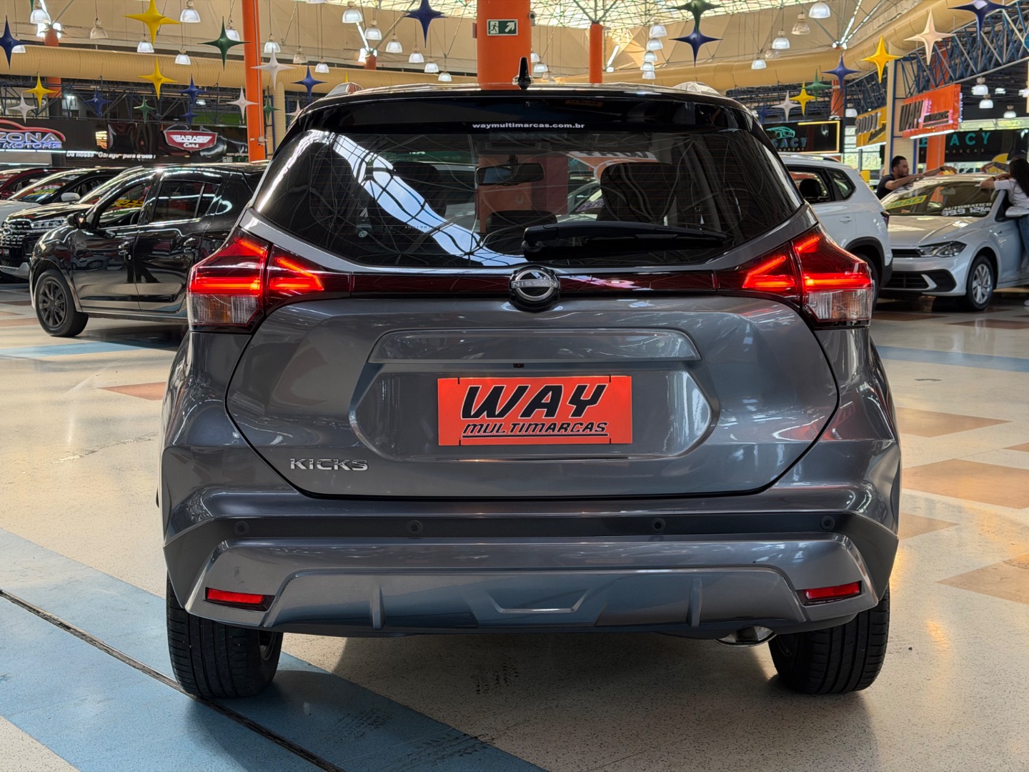 NISSAN KICKS