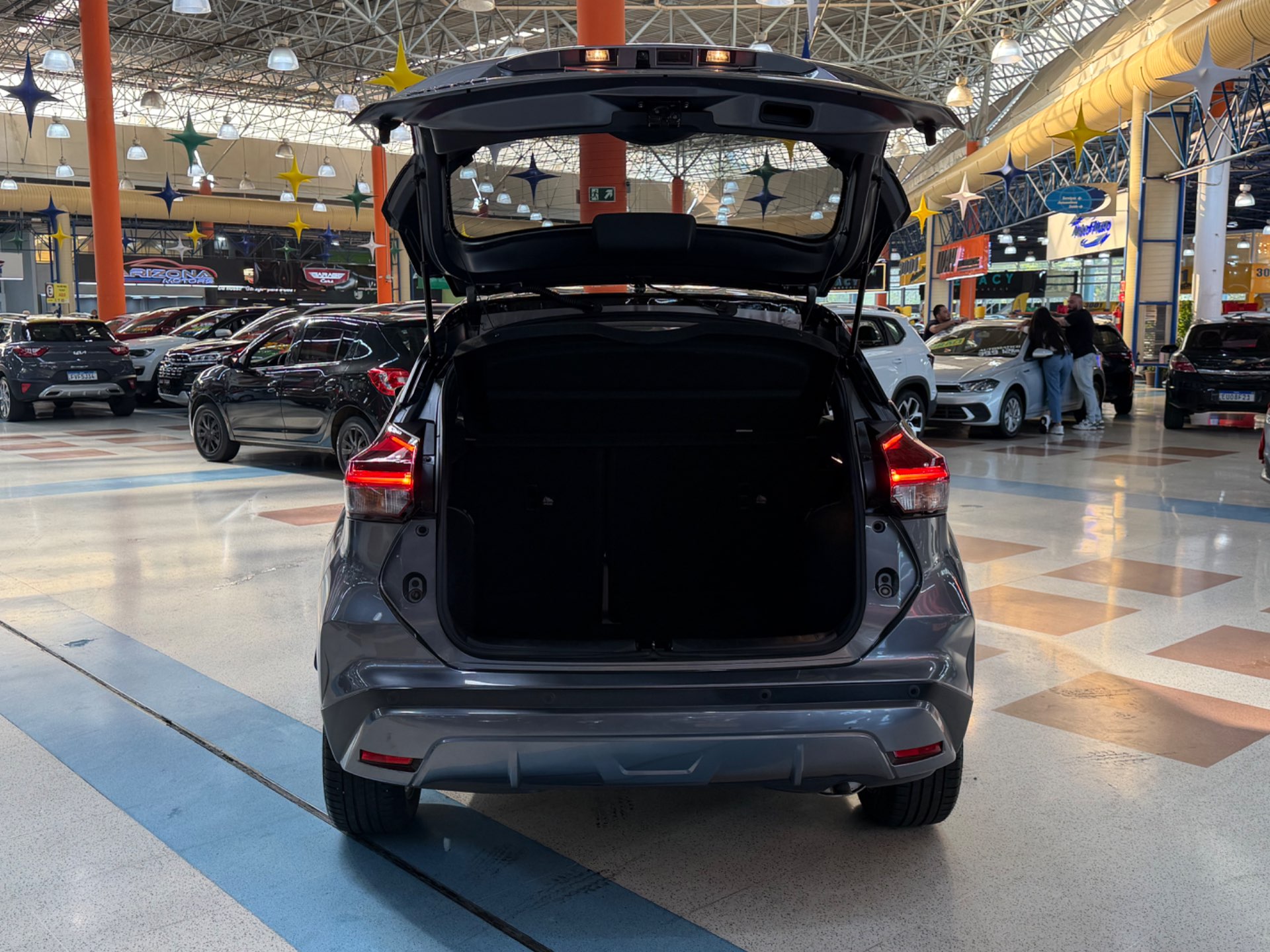 NISSAN KICKS