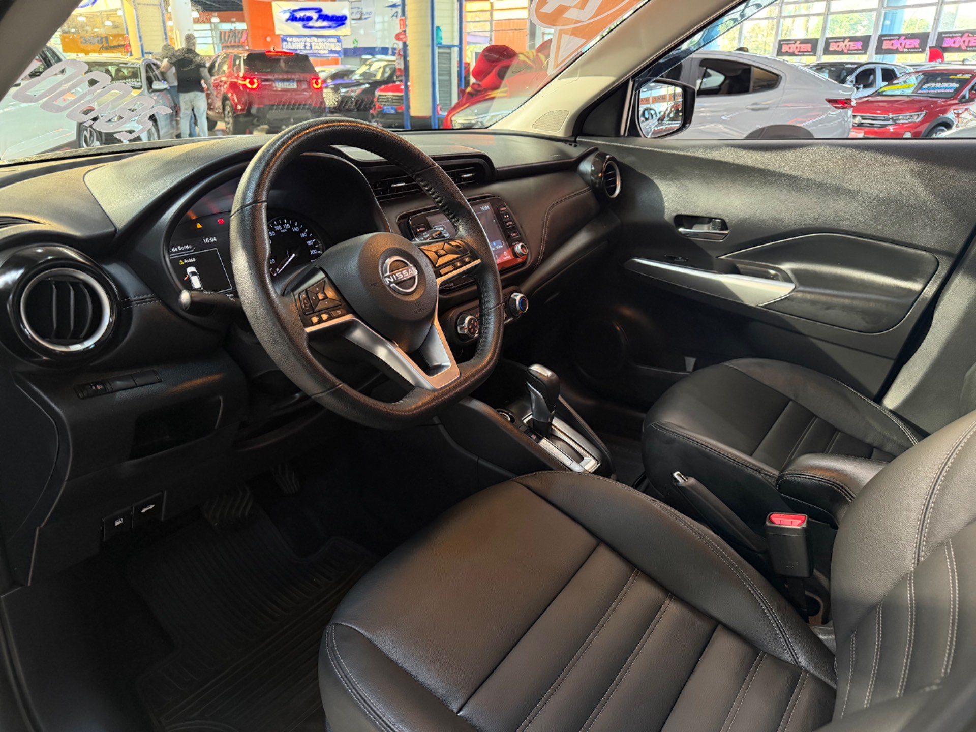 NISSAN KICKS