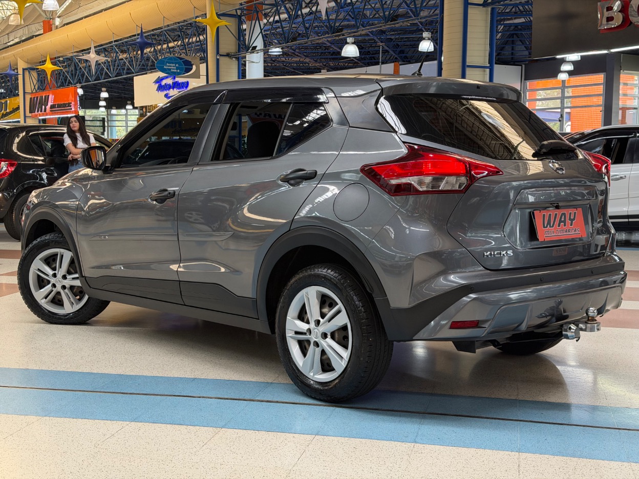 NISSAN KICKS