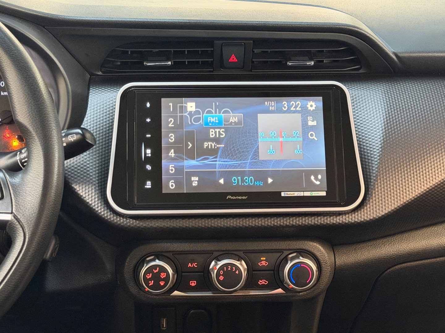 NISSAN KICKS