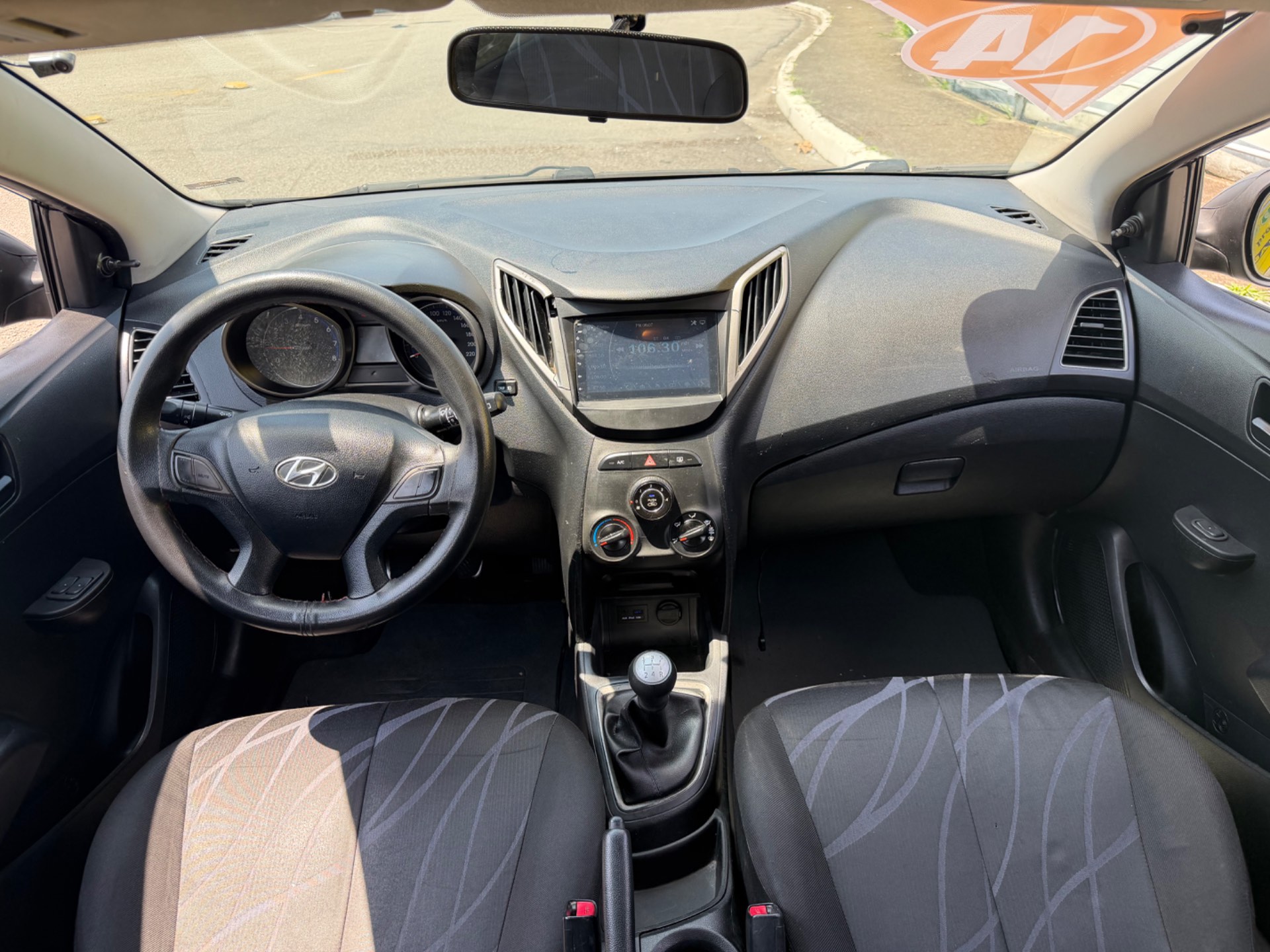 HYUNDAI HB20