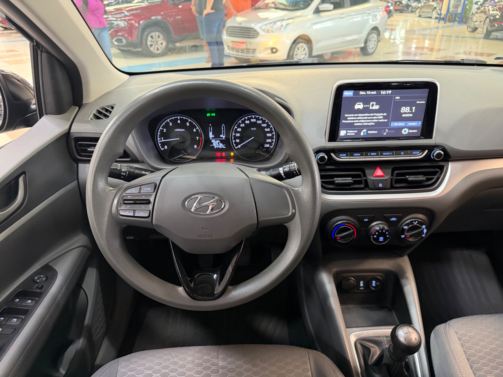 HYUNDAI HB20S