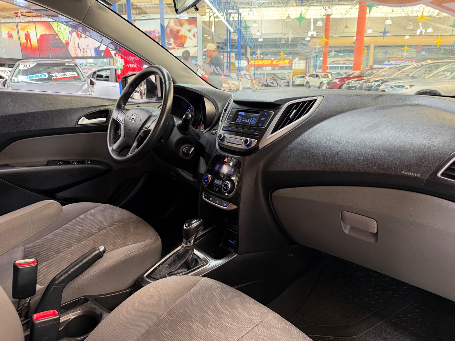 HYUNDAI HB20S