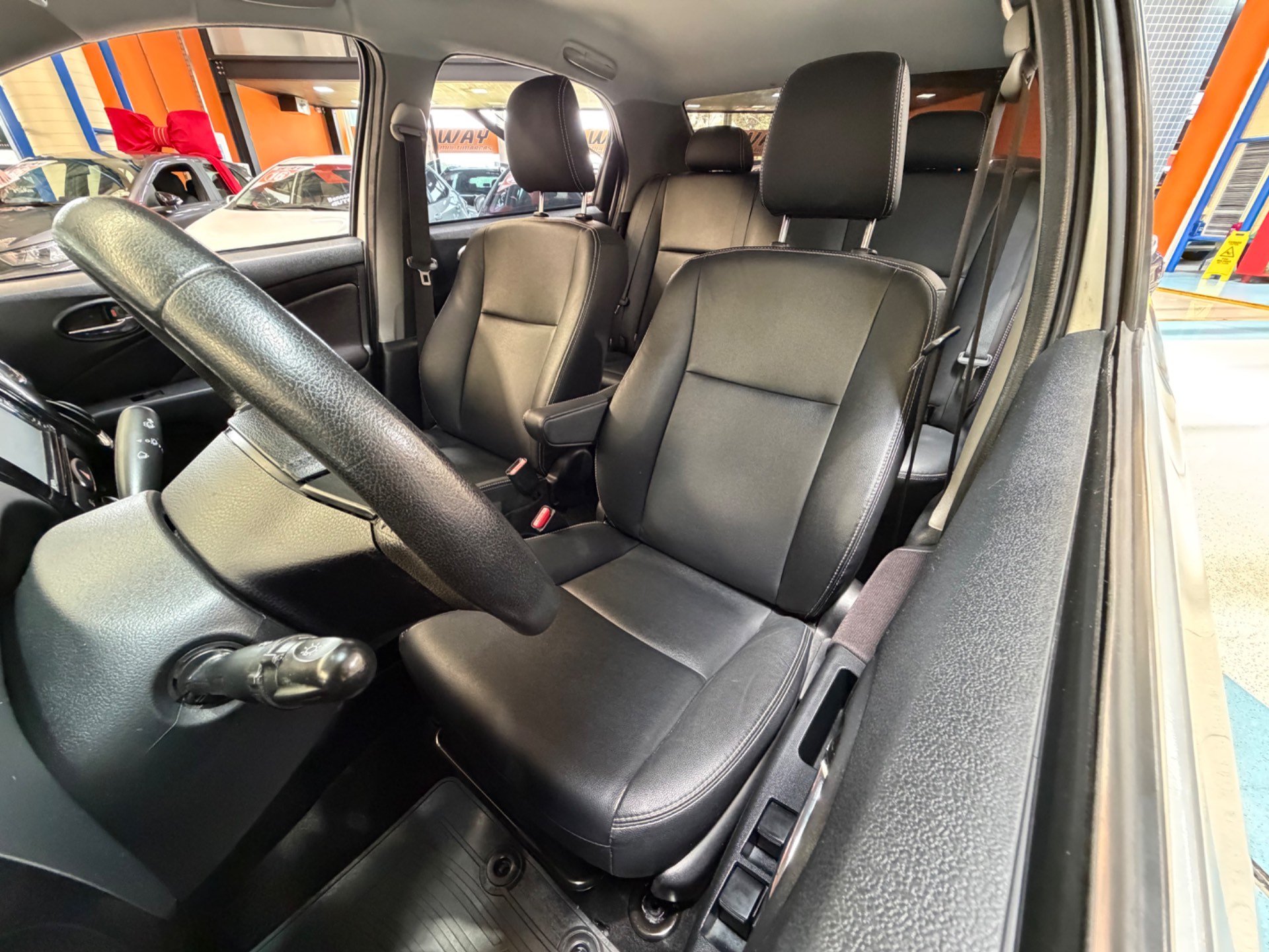TOYOTA ETIOS