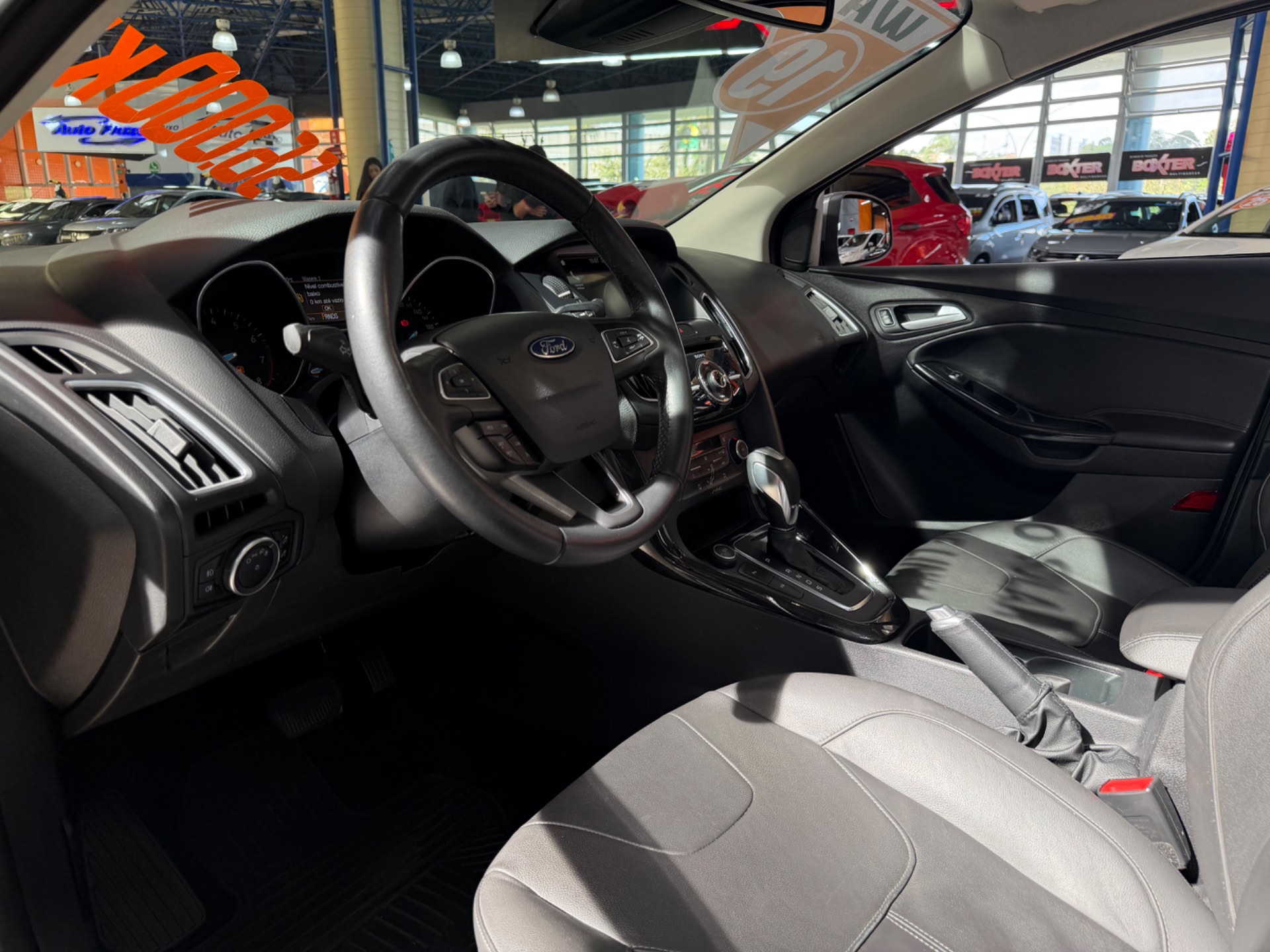 FORD FOCUS