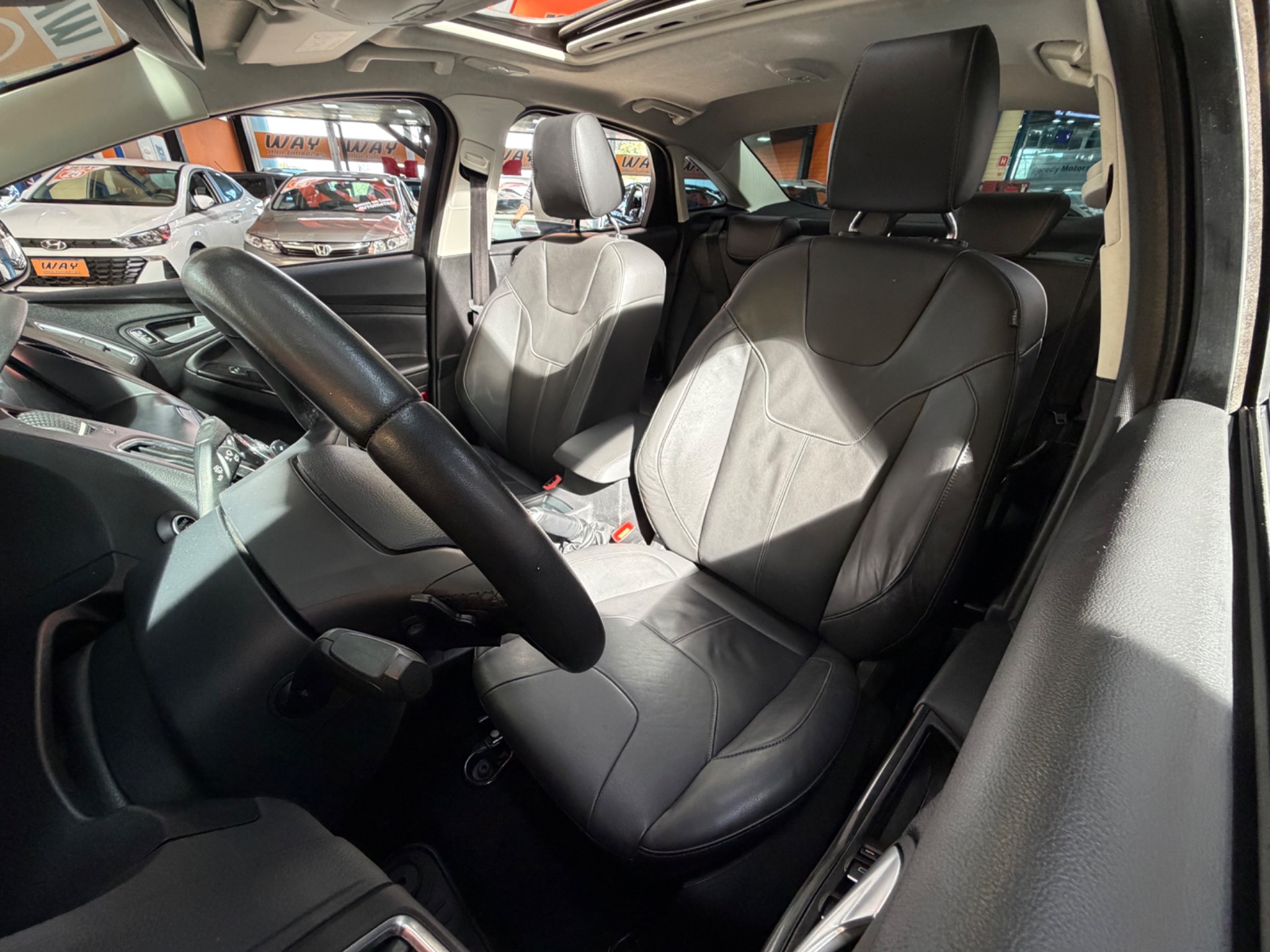 FORD FOCUS