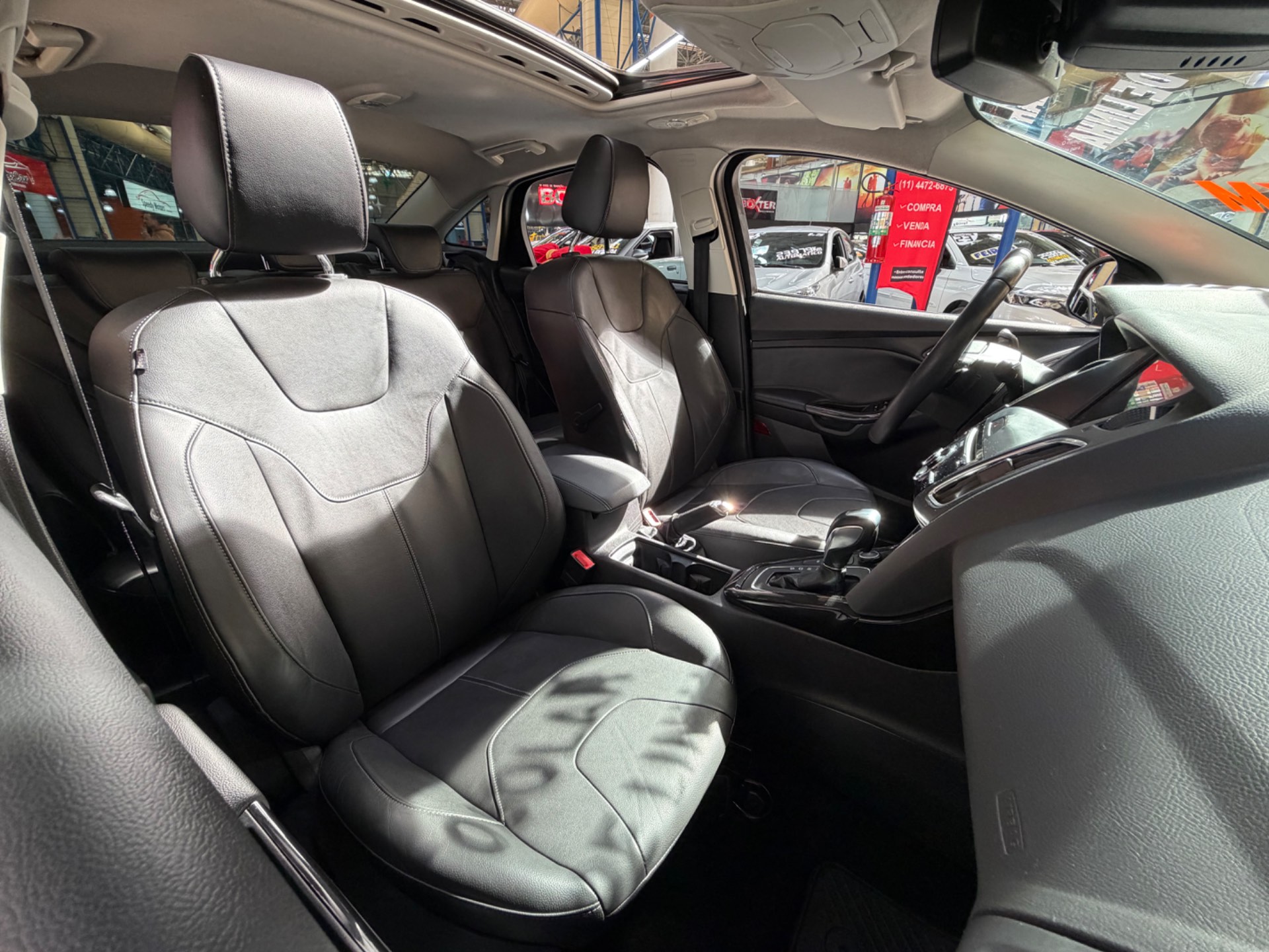 FORD FOCUS
