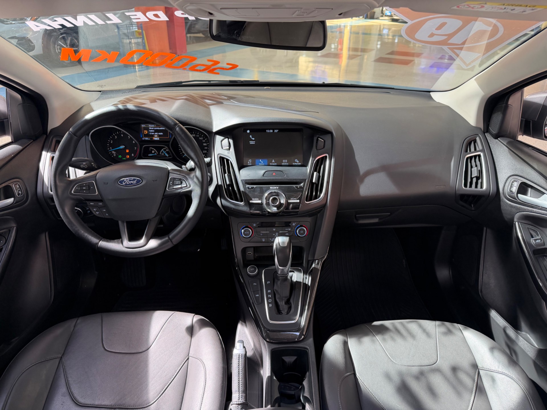 FORD FOCUS