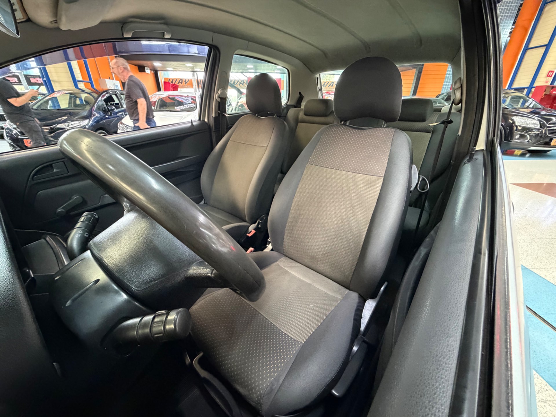 VOLKSWAGEN FOX