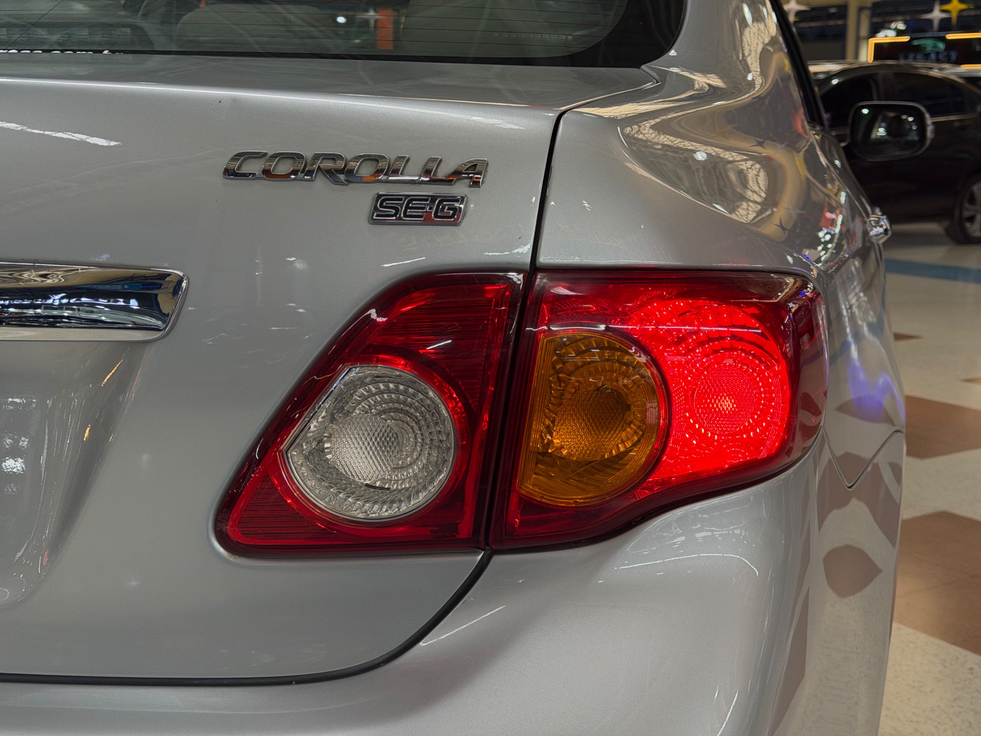 TOYOTA COROLLA