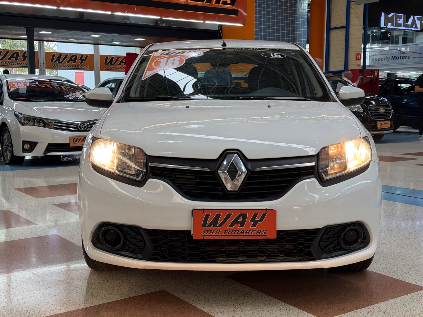 RENAULT SANDERO