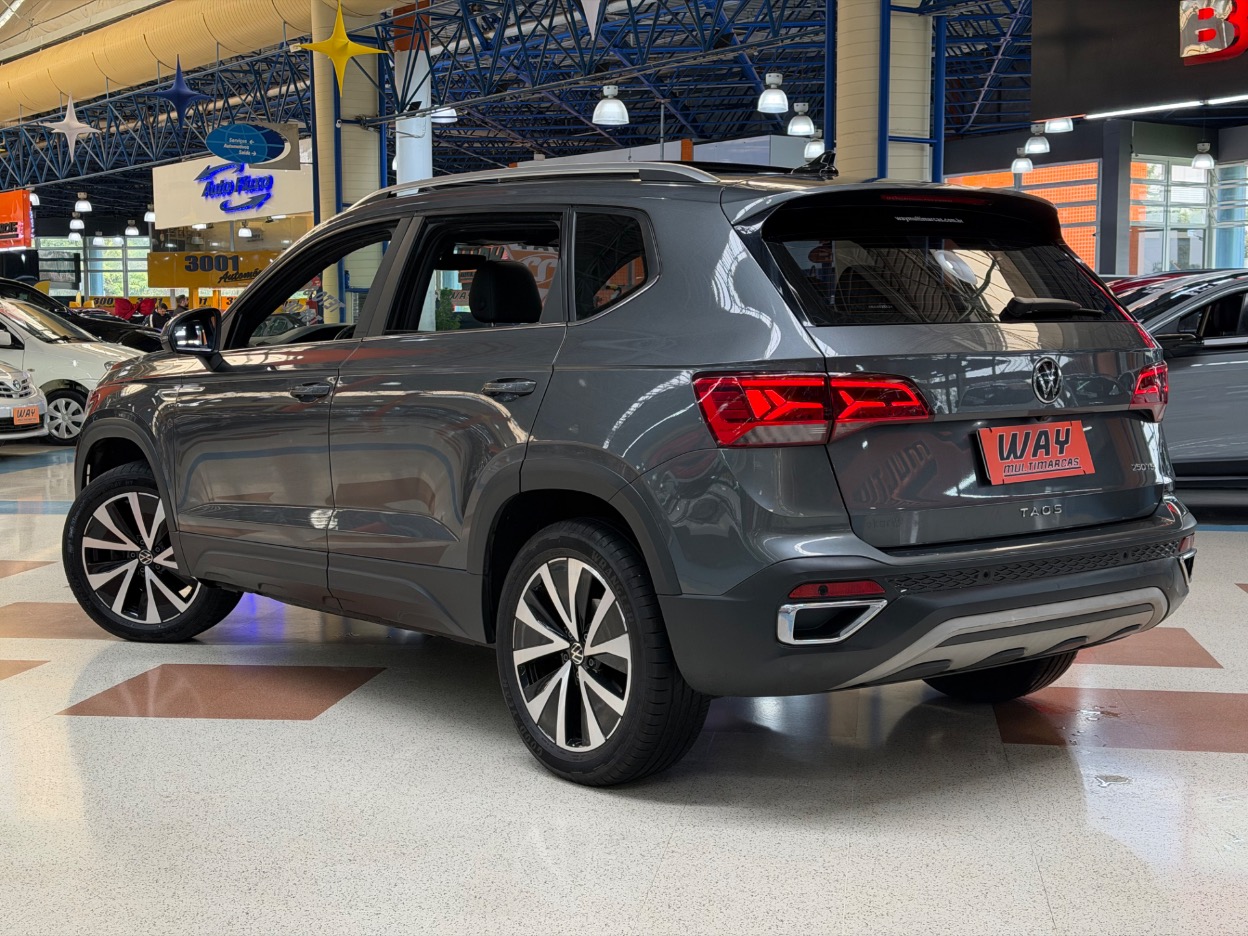 VOLKSWAGEN TAOS