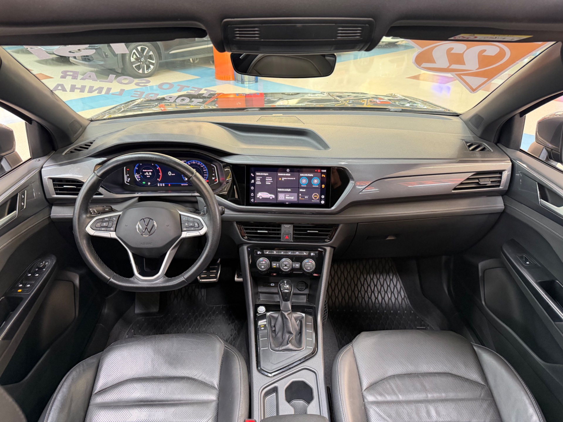 VOLKSWAGEN TAOS