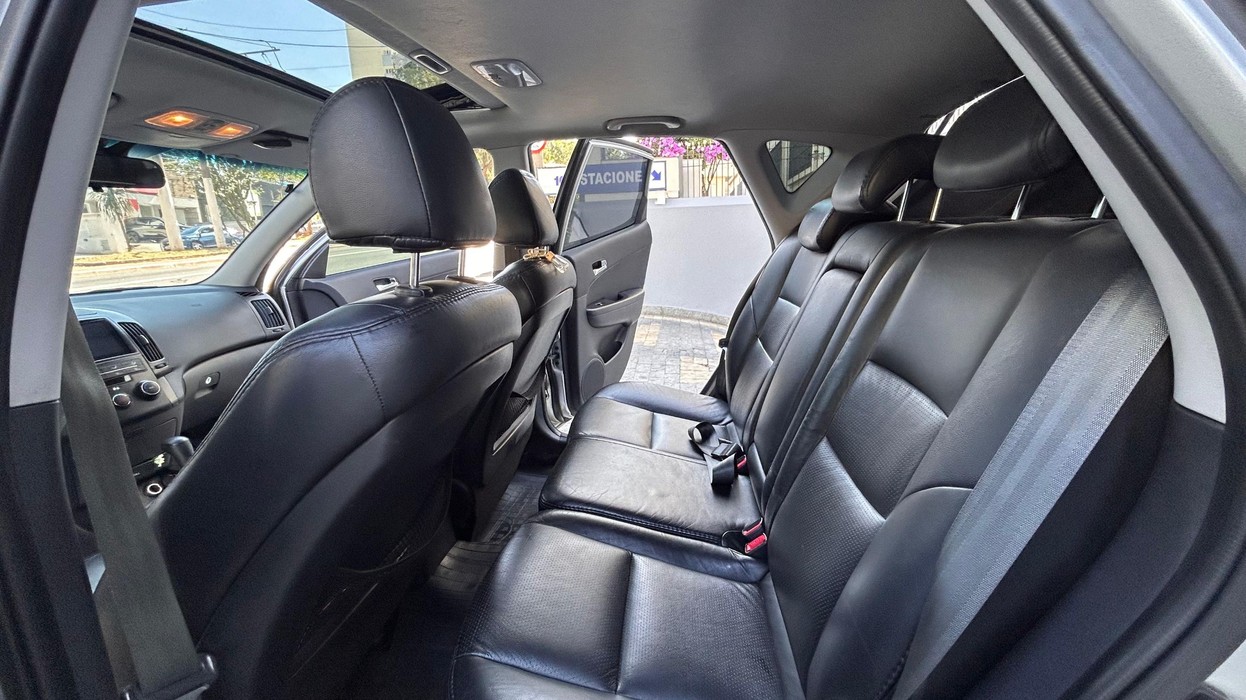 I30 2.0 MPFI GLS 16V