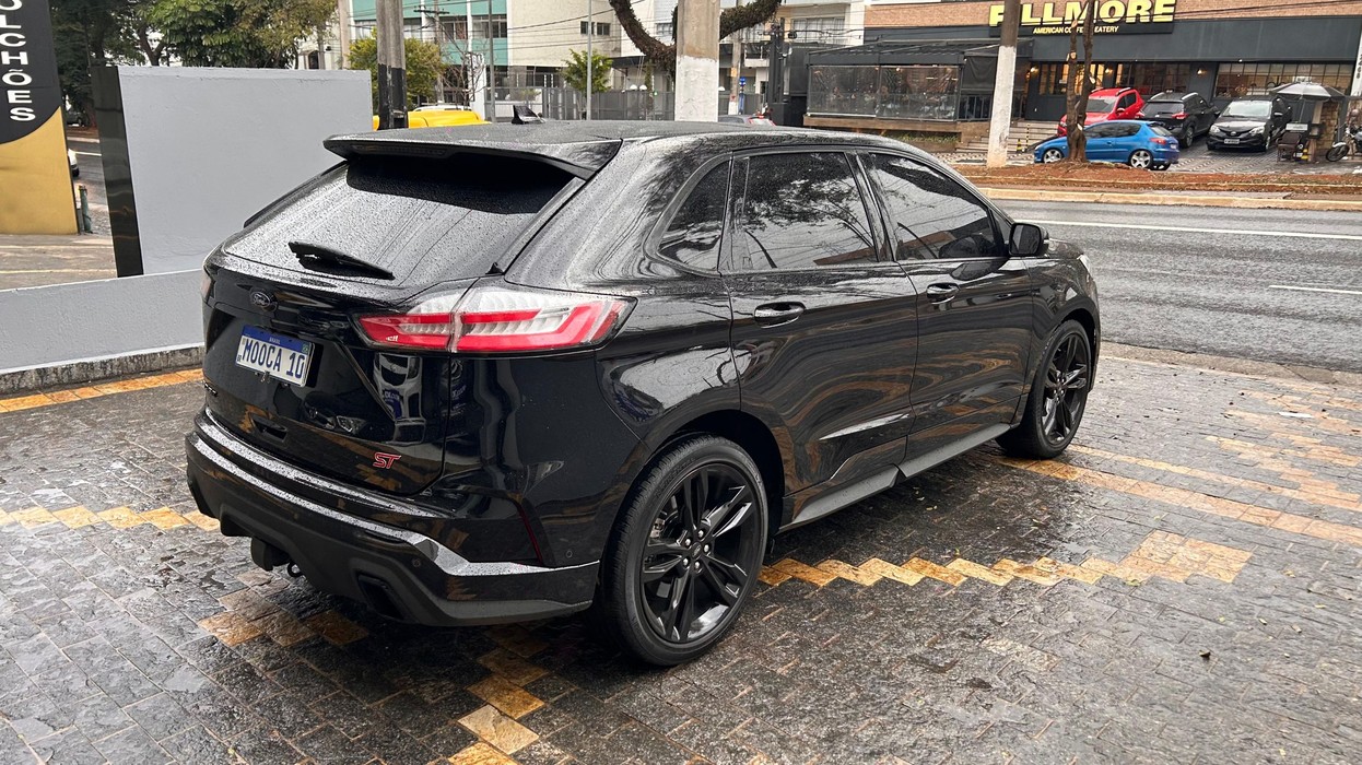 EDGE 2.7 V6 ECOBOOST ST AWD