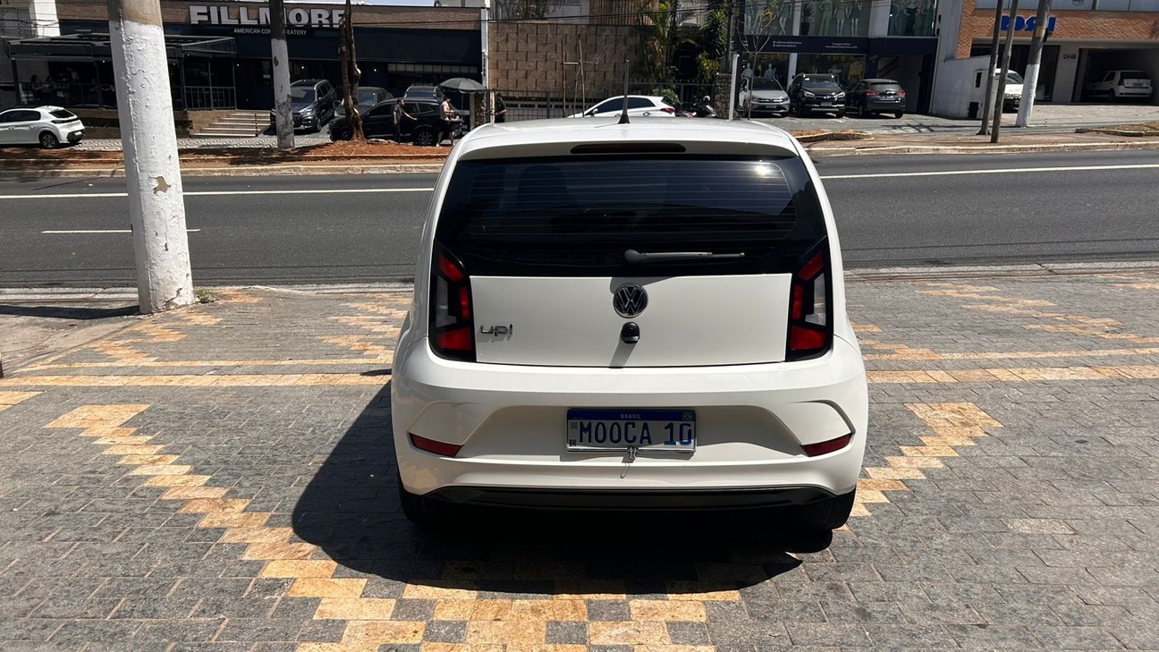 VOLKSWAGEN UP