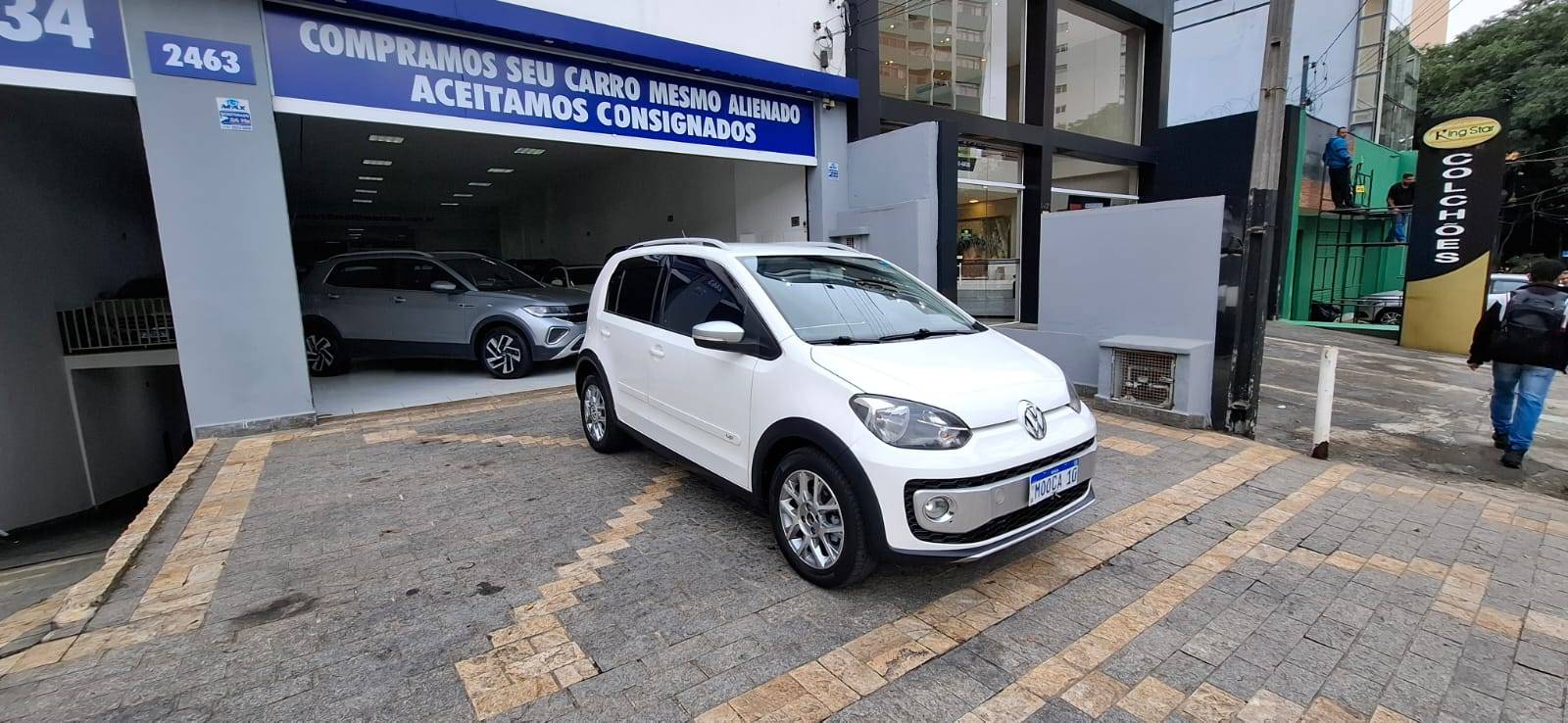 VOLKSWAGEN CROSS UP