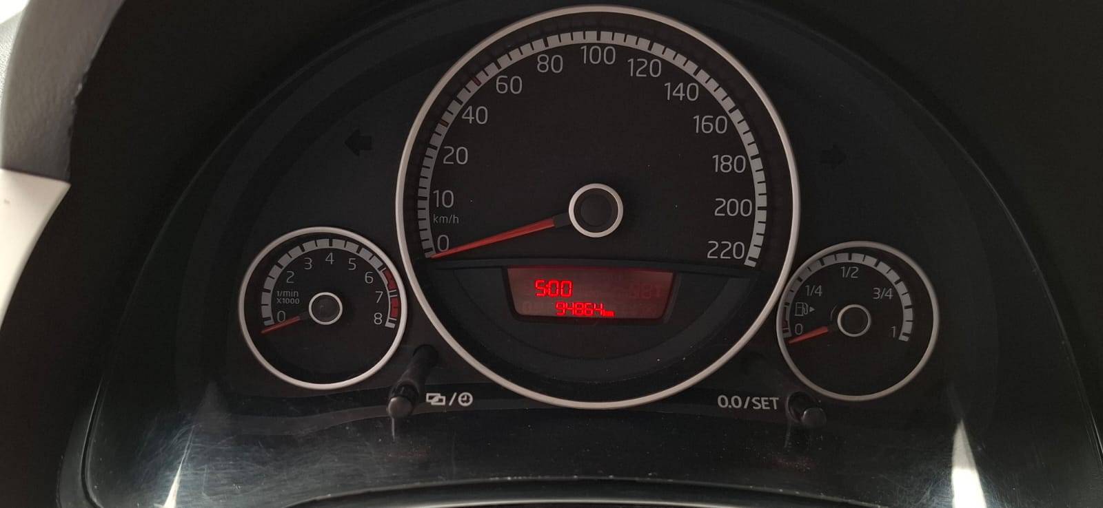 VOLKSWAGEN CROSS UP