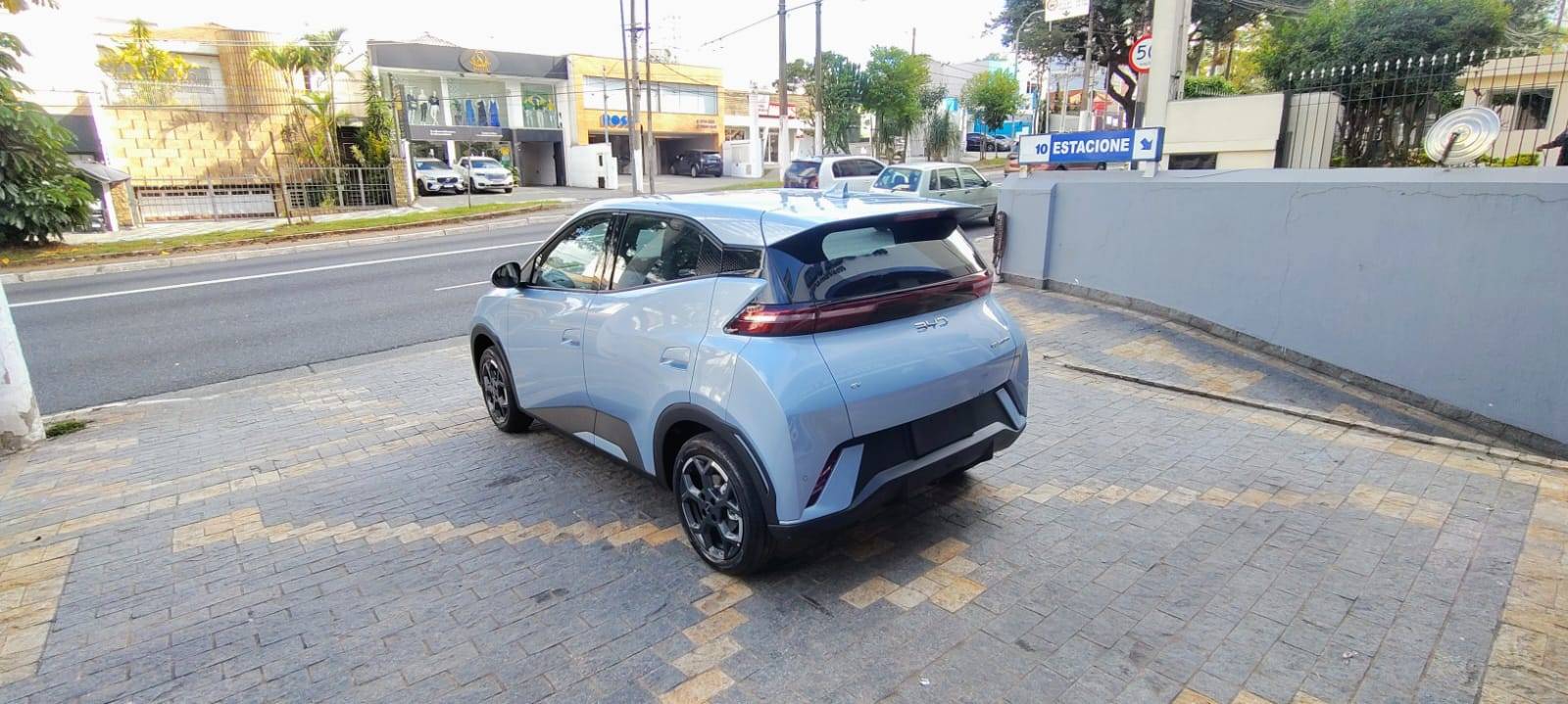 BYD DOLPHIN