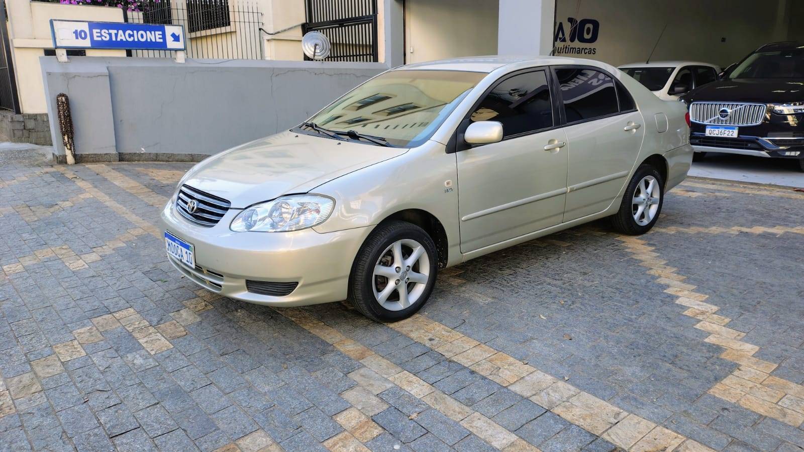 TOYOTA COROLLA