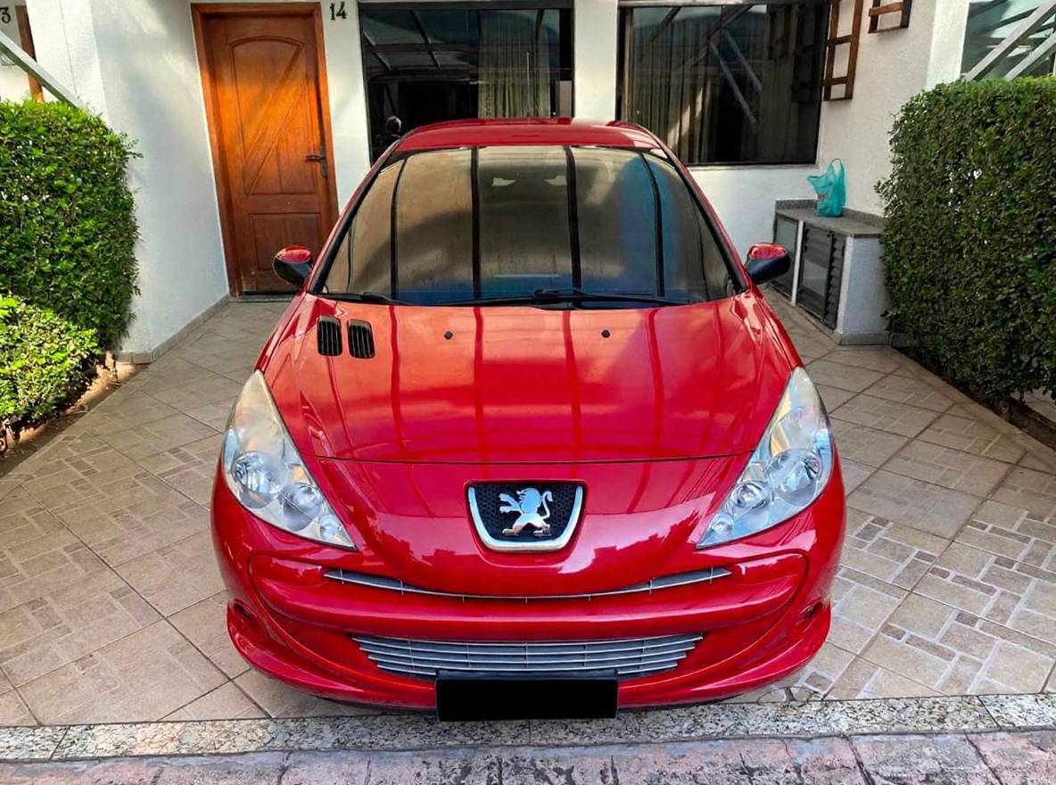 PEUGEOT 207