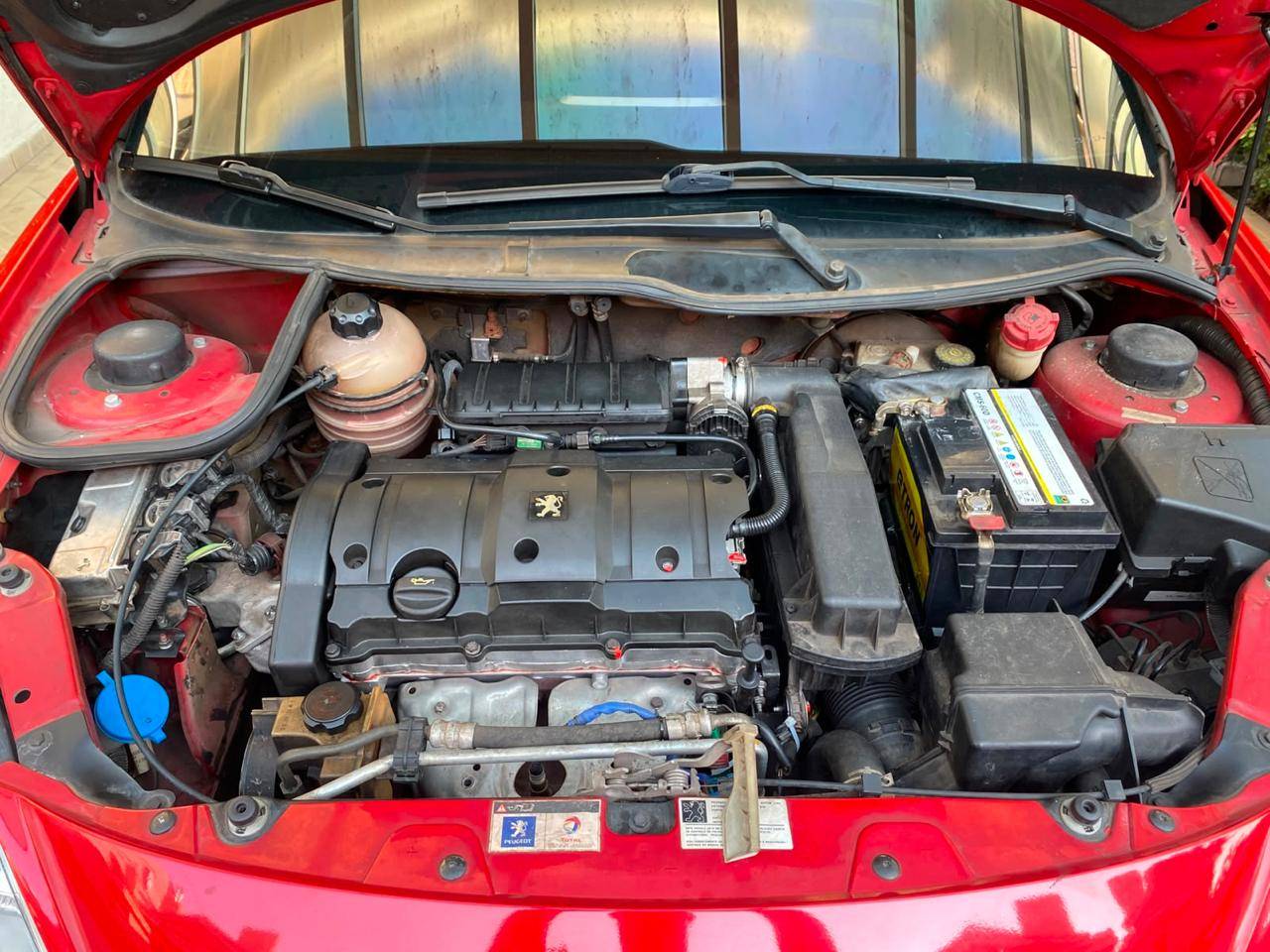 PEUGEOT 207