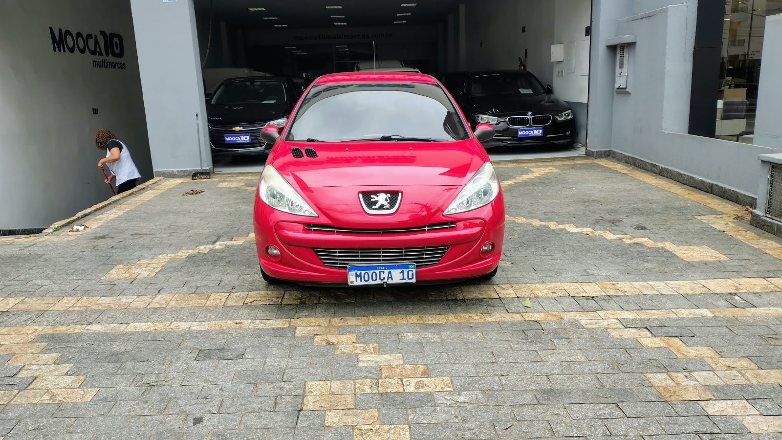 PEUGEOT 207