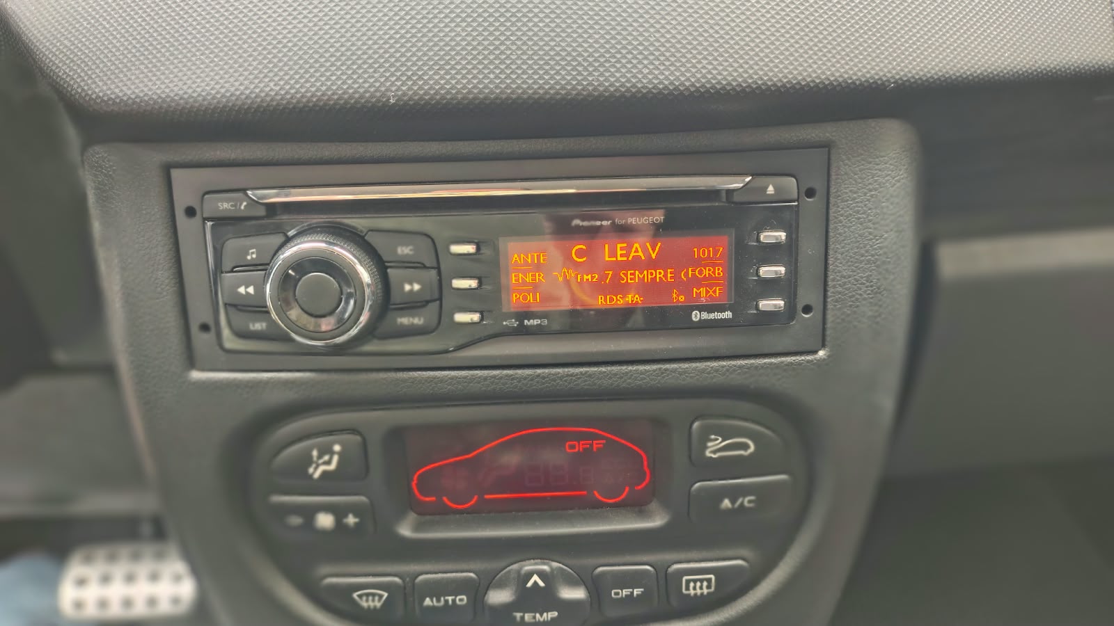 PEUGEOT 207