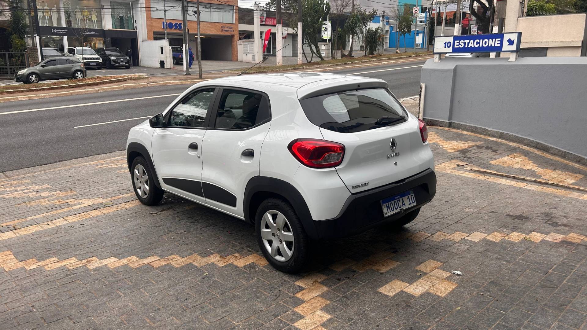 RENAULT KWID