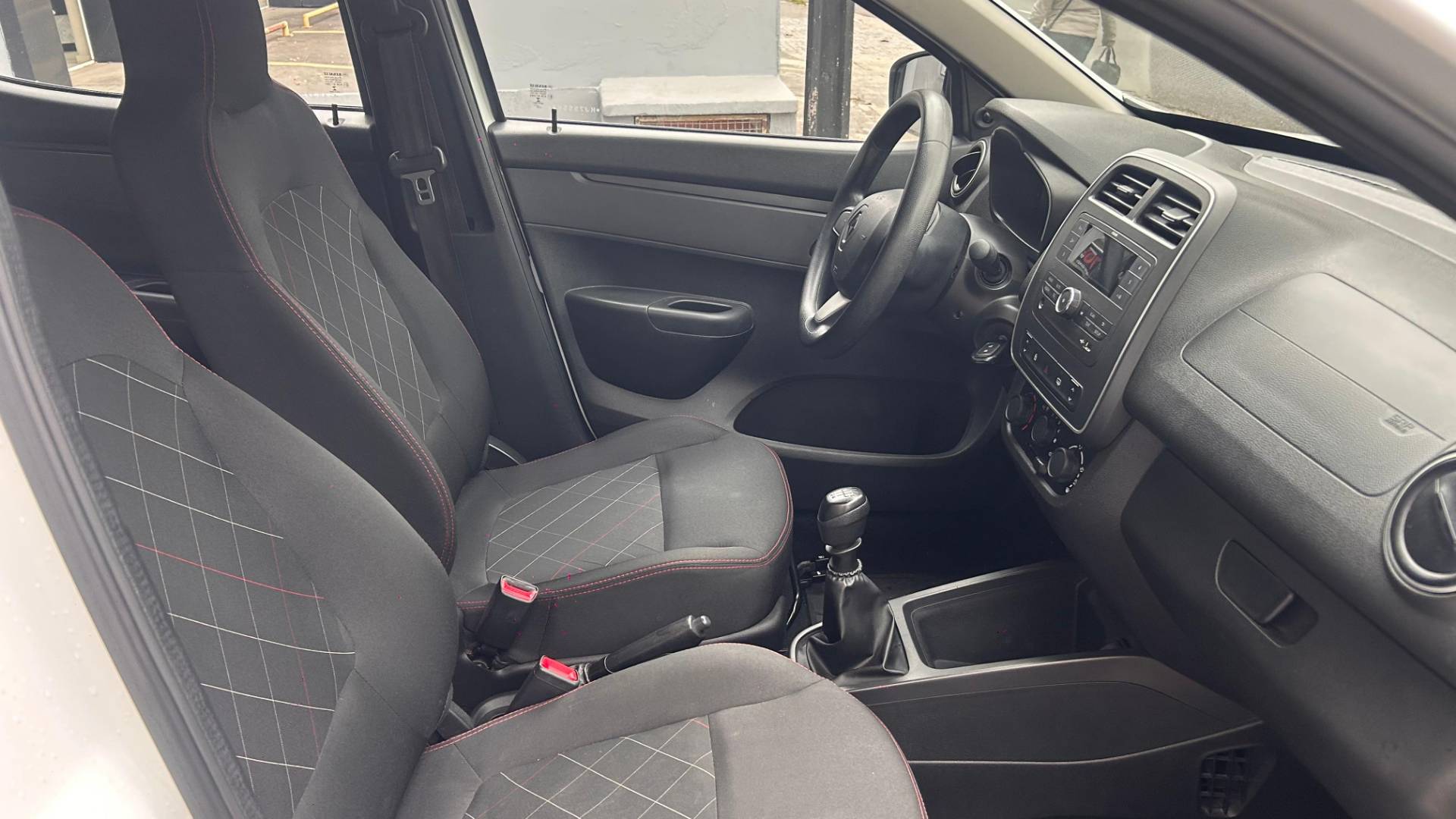 RENAULT KWID