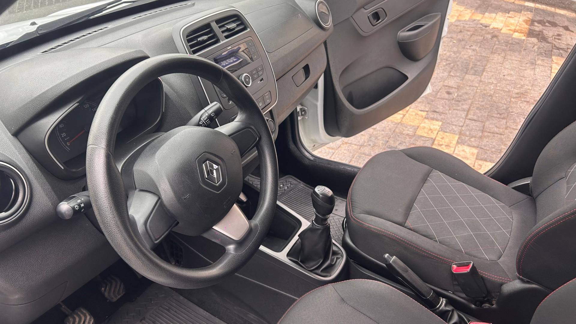 RENAULT KWID