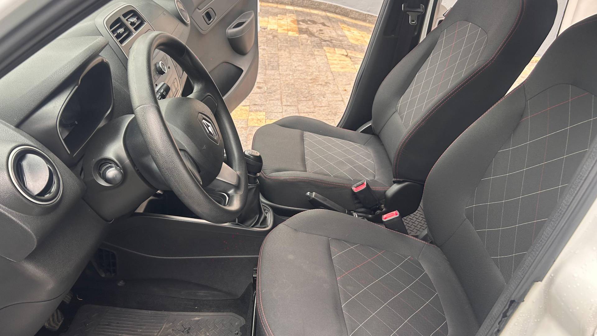 RENAULT KWID