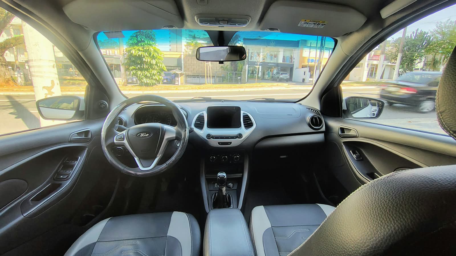 FORD KA