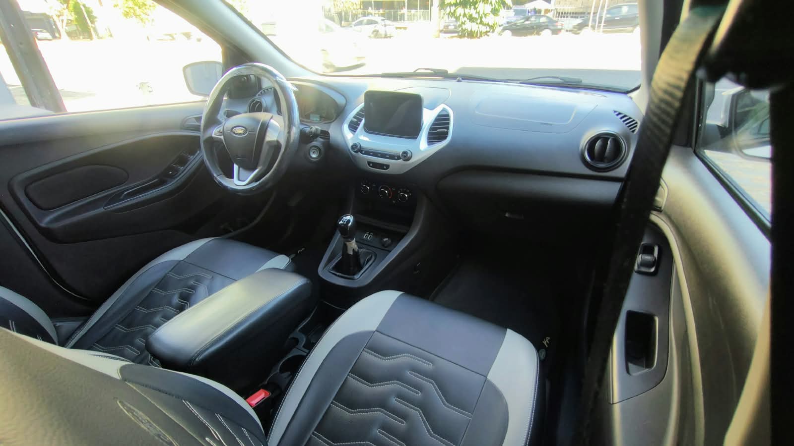 FORD KA